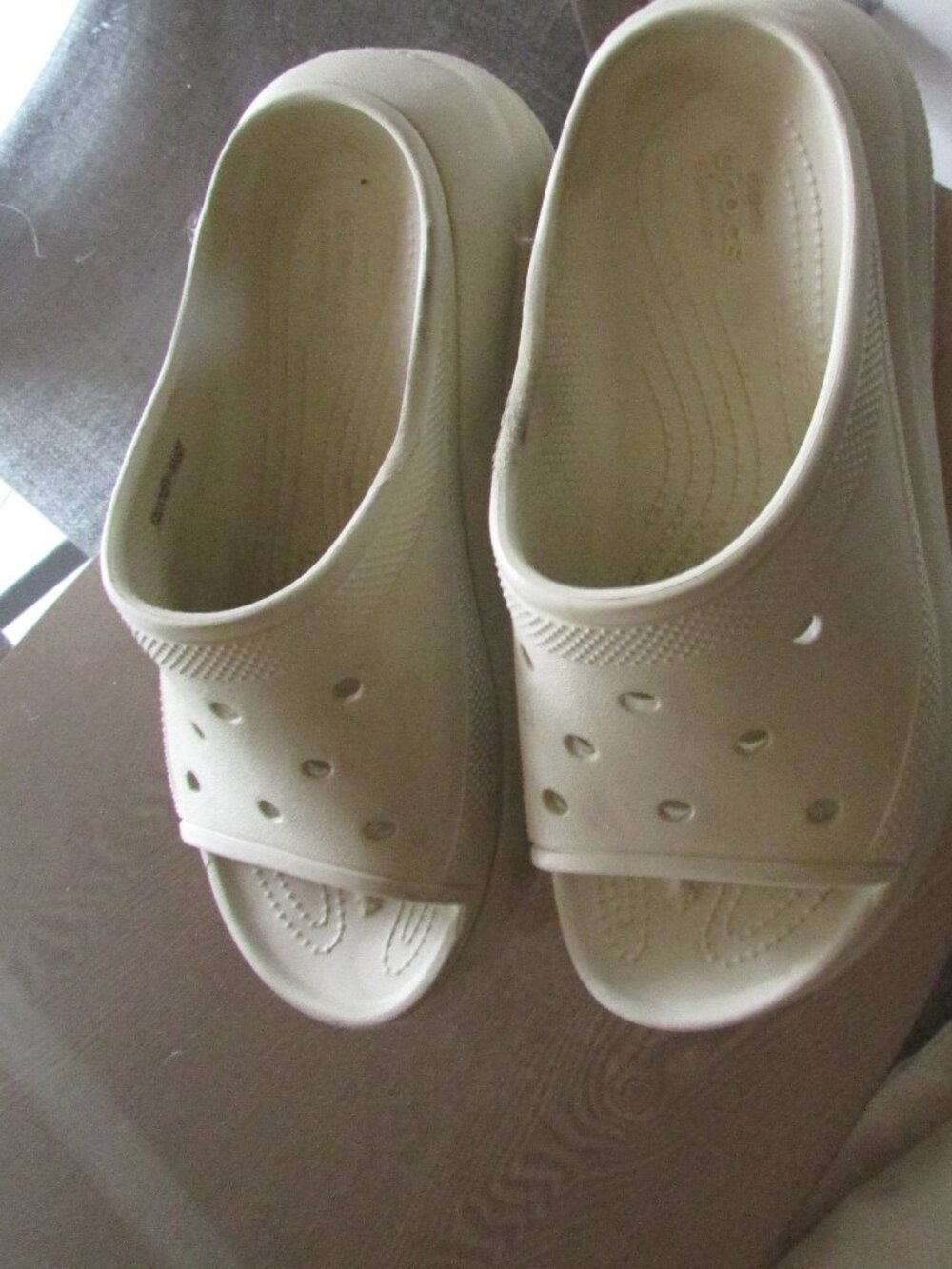 Slip on Crocs